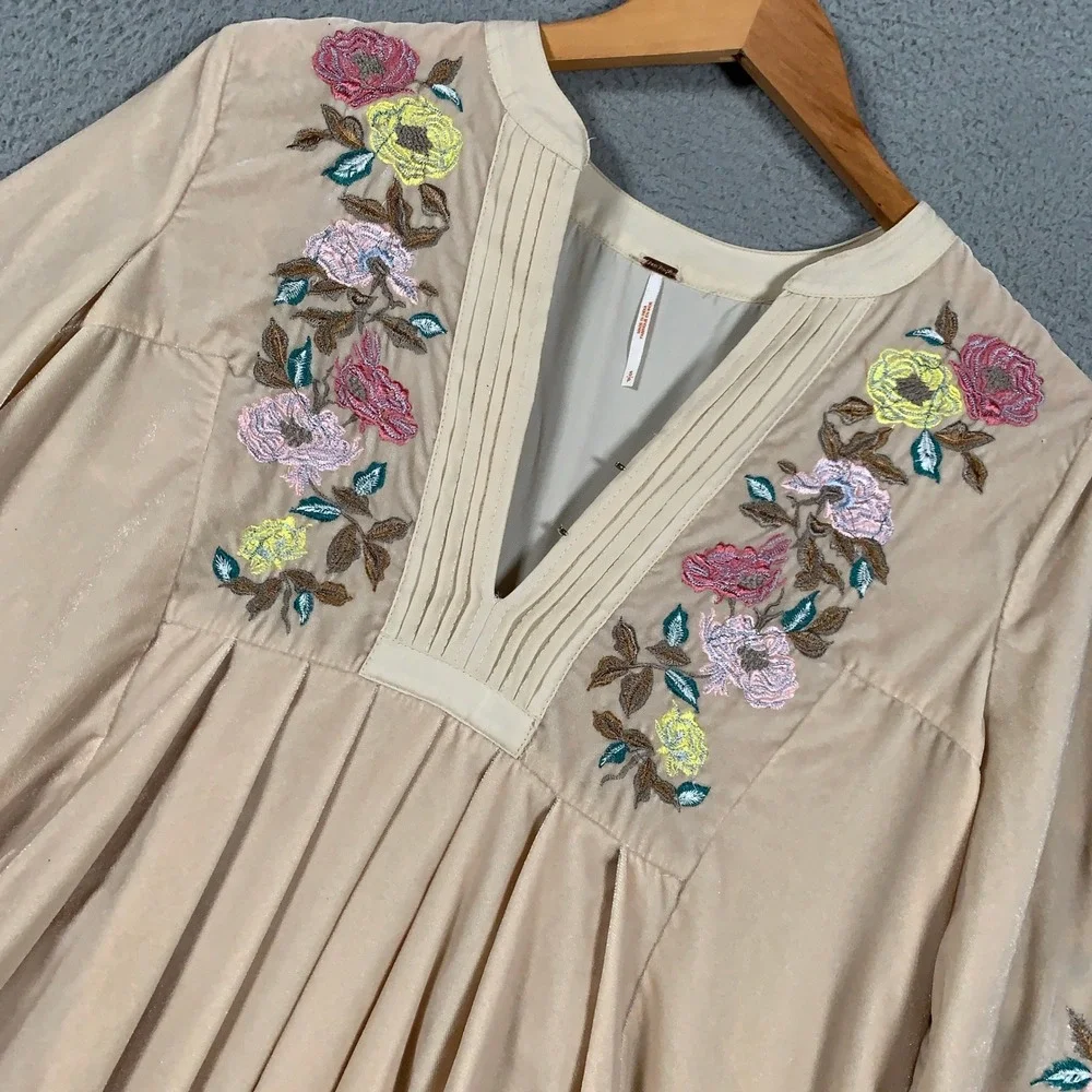 Free People Embroidered Fable Tunic Top Women Small Beige Velvet Floral Boho New